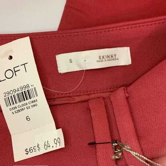 NWT LOFT Women's Double Button Skinny Ankle Pant Raspberry Size 6 - Picture 9 of 12